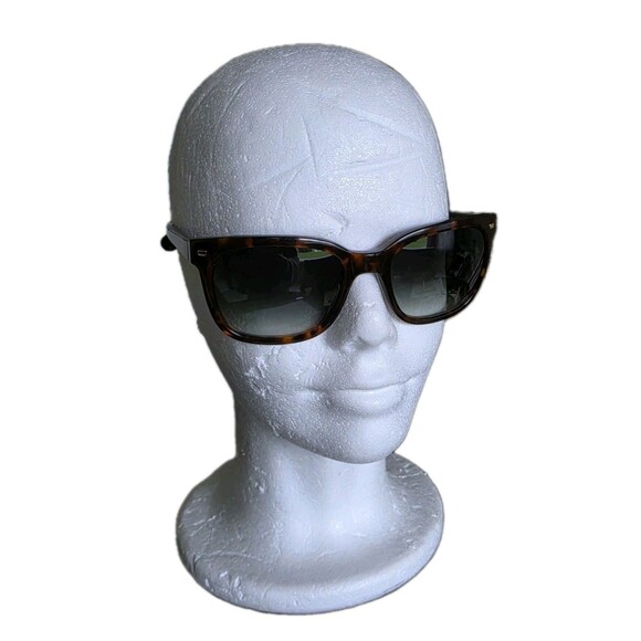 Banana Republic Accessories - Womens Banana Republic Tortoiseshell Sunglasses